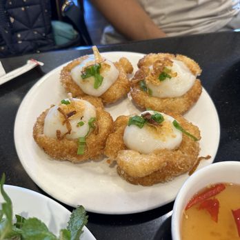 Ngu Binh Restaurant - Vietnamese Near Me - Westminster, California