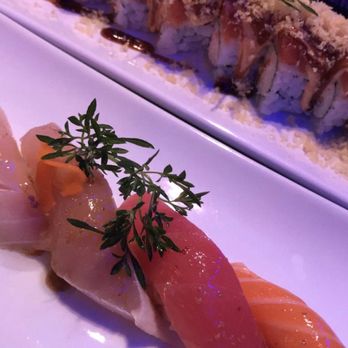 Shoyu Sushi - Crunch dragon roll, sushi (starter) - Sushi Bars Near Me - Bakersfield, California Shoyu Sushi - Crunch dragon roll, sushi (starter) - Sushi Bars Near Me - Bakersfield, California