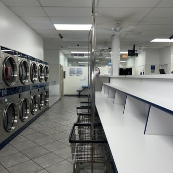 Spinning Suds Laundromat - Clean & ready for you to visit! - Laundromat Near Me - Cypress, California