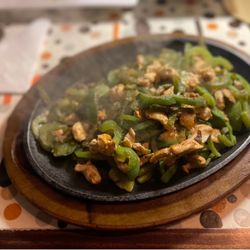 La Mansion Mexican Grill & Cantina - Chicken Fajitas