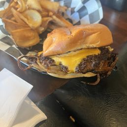 Bina's Burger