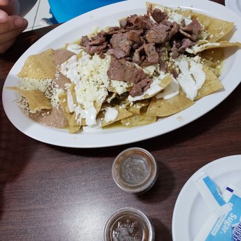 Laihoo's Bisquets - Chilaquiles w/asada - Cafeteria Near Me - Tijuana, BCN