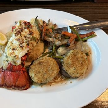 Cooper’s Hawk Winery & Restaurant - Pistachio crusted, medallions with mashed potatoes, vegetables, and lobster tail - Wine Bars Near Me - Wellington, Florida Cooper’s Hawk Winery & Restaurant - Pistachio crusted, medallions with mashed potatoes, vegetables, and lobster tail - Wine Bars Near Me - Wellington, Florida