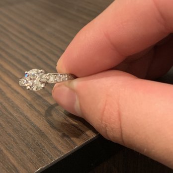 Celine's Jewelry - Jewelry Near Me - Chicago, Illinois
