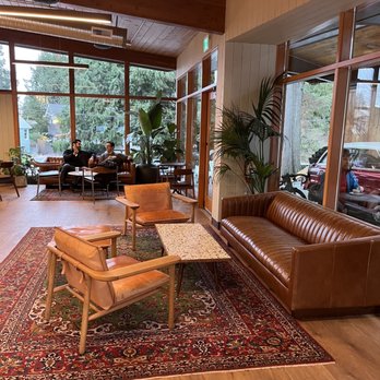 Isetta Cafe Bistro - a view of a living room - Cafes Near Me - West Vancouver, British Columbia