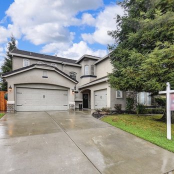 2020 Home Staging - Front shot - Home Staging Near Me