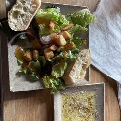 Nucci's Bar & Restaurant - The house salad