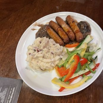 Vaughan's Public House - Bangers and Mash Dinner - Irish Near Me - Hartford, Connecticut Vaughan's Public House - Bangers and Mash Dinner - Irish Near Me - Hartford, Connecticut
