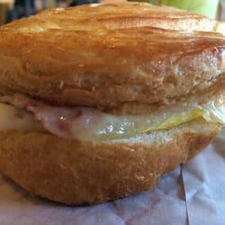 Starbucks - Hamy eggy cheesy...