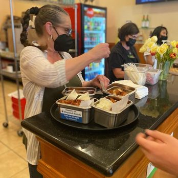 Lola's Chicken Shack - Reusable containers!! - Sandwiches Near Me - Alameda, California Lola's Chicken Shack - Reusable containers!! - Sandwiches Near Me - Alameda, California