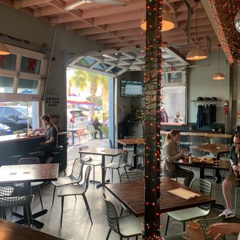 Mighty Fine - Dinning area - Burgers Near Me - Tampa, Florida Mighty Fine - Dinning area - Burgers Near Me - Tampa, Florida