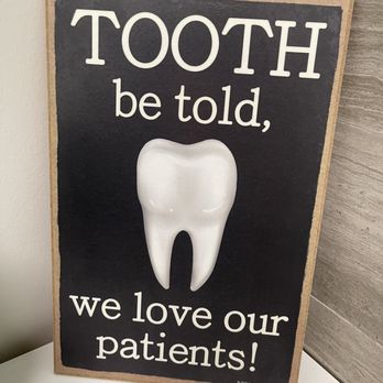 Dentists of Pico Rivera - Cute signs in the bathroom. - Cosmetic Dentists Near Me - Pico Rivera, California