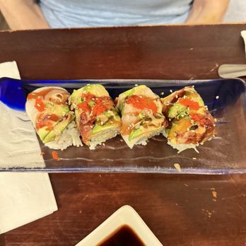 Umi Japanese Cuisine - Fantasy roll. Salmon replaces with white tuna. - Sushi Bars Near Me - Brooklyn, New York Umi Japanese Cuisine - Fantasy roll. Salmon replaces with white tuna. - Sushi Bars Near Me - Brooklyn, New York