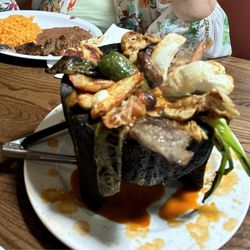 Pueblo Viejo Restaurant - Molcajete