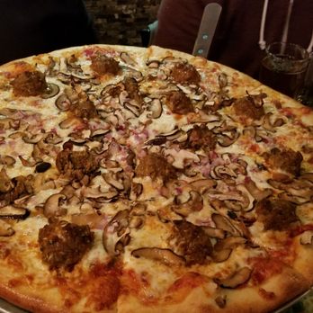 Spinning Dough - Sausage pizza 18 inch - Pizza Near Me - Oakland, California