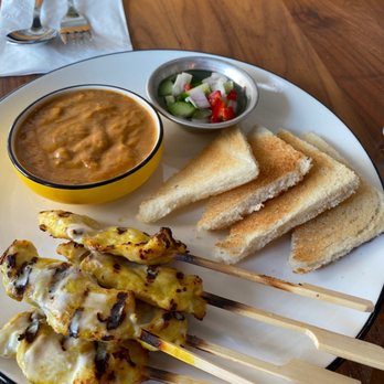 Plern Thai Cafe - Thai Near Me - Lake Forest, California Plern Thai Cafe - Thai Near Me - Lake Forest, California