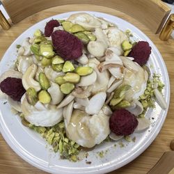 Baytna Cafe - Ashta platter