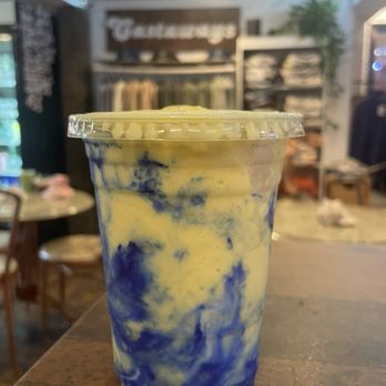 Castaways Vintage Cafe - Coffee & Tea Near Me - Gloucester, Massachusetts