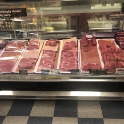 Haldas Market - The great quality meat selection.