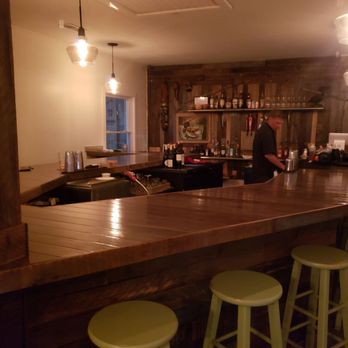 Po House - Bar area - Seafood Near Me - Avon, North Carolina