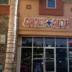 Smoke + Gifts