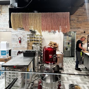 Due Amici Pizza & Pasta Bar - Homemade noodles!!! - Pizza Near Me - Tampa, Florida