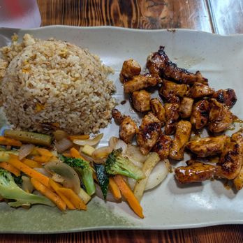 MexiHibachi - Chicken teriyaki plate with garlic rice and veggies - Teppanyaki Near Me - Pinole, California MexiHibachi - Chicken teriyaki plate with garlic rice and veggies - Teppanyaki Near Me - Pinole, California