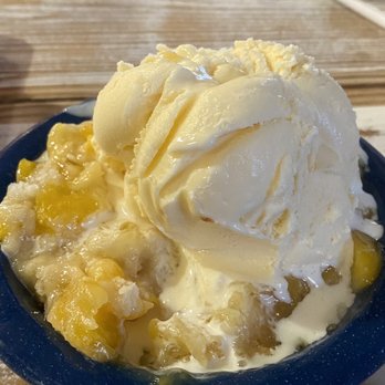 Stevie Lew's BBQ Kitchen - Peach Cobbler! - Barbeque Near Me - Rockport, Texas Stevie Lew's BBQ Kitchen - Peach Cobbler! - Barbeque Near Me - Rockport, Texas