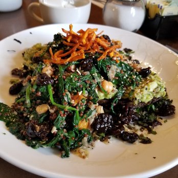 Brunch Everyday - Spinach Avocado Toast - Coffee & Tea Near Me - Conshohocken, Pennsylvania