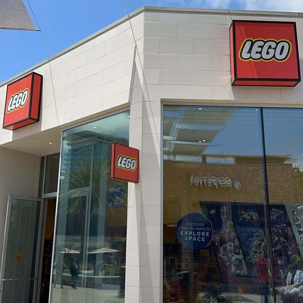 Westfield UTC - Shopping Centers Near Me - San Diego, California