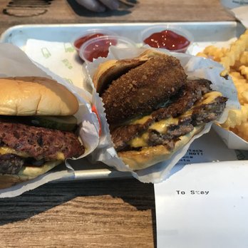 Shake Shack Austin, Domain - Burgers Near Me - Austin, Texas Shake Shack Austin, Domain - Burgers Near Me - Austin, Texas