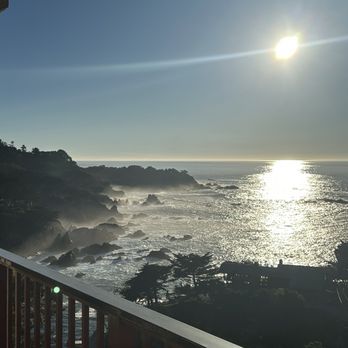 Tickle Pink Inn - Hotels Near Me - Carmel, California Tickle Pink Inn - Hotels Near Me - Carmel, California