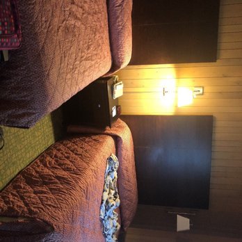 Wilson Lodge & Cottages - Hotels Near Me - Wheeling, West Virginia