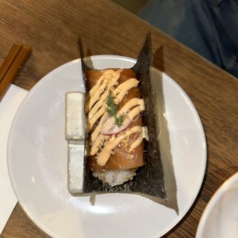 Bosso Ramen Tavern - Salmon Roll - Ramen Near Me - Cambridge, Massachusetts Bosso Ramen Tavern - Salmon Roll - Ramen Near Me - Cambridge, Massachusetts