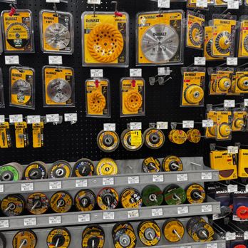 Hahn Ace Hardware - Hardware Stores Near Me - Mukwonago, Wisconsin