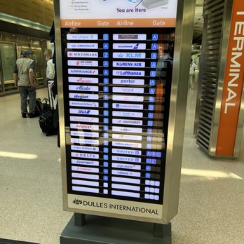 Dulles Airport AeroTrain - Trains Near Me - Dulles, Virginia
