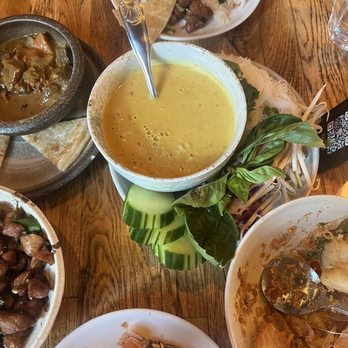 Mahaniyom - Kang Pu (Crab Curry) - Cocktail Bars Near Me - Brookline, Massachusetts