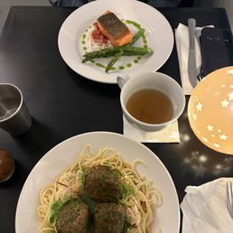 Linguini and pan grilled fish Linguini and pan grilled fish