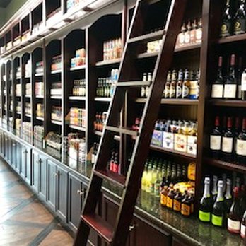 Leaf & Barrel - If Willy Wonka offered craft beer, this is what it would look like. - Tobacco Shops Near Me - New Braunfels, Texas
