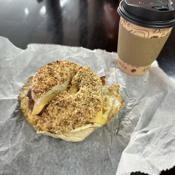 Isaac's Bagel Cafe - Breakfast & Brunch Near Me - Bloomfield, Connecticut