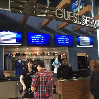 Topgolf - Guest Services - Golf Near Me - Virginia Beach, Virginia