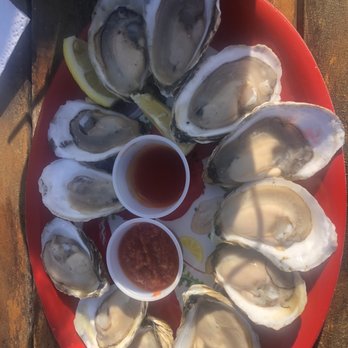 Muscongus Bay Lobster - A dozen pemaquid oysters - Seafood Near Me - Round Pond, Maine Muscongus Bay Lobster - A dozen pemaquid oysters - Seafood Near Me - Round Pond, Maine