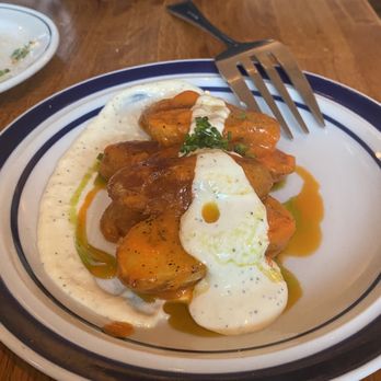 Fantino - Potatoes with a red sauce appetizer - Bars Near Me - Portland, Oregon Fantino - Potatoes with a red sauce appetizer - Bars Near Me - Portland, Oregon