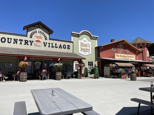 Davison Orchards by null