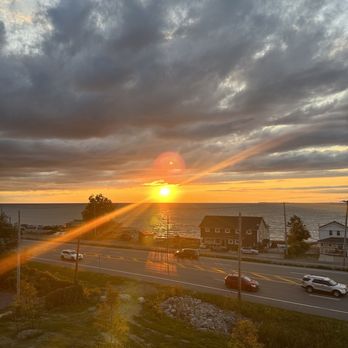 Johnson’s Landing - Sunset - Breweries Near Me - Hamburg, New York Johnson’s Landing - Sunset - Breweries Near Me - Hamburg, New York