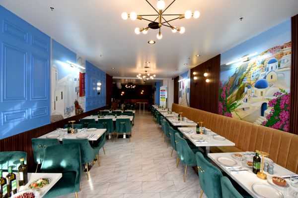 Milos Meze by null