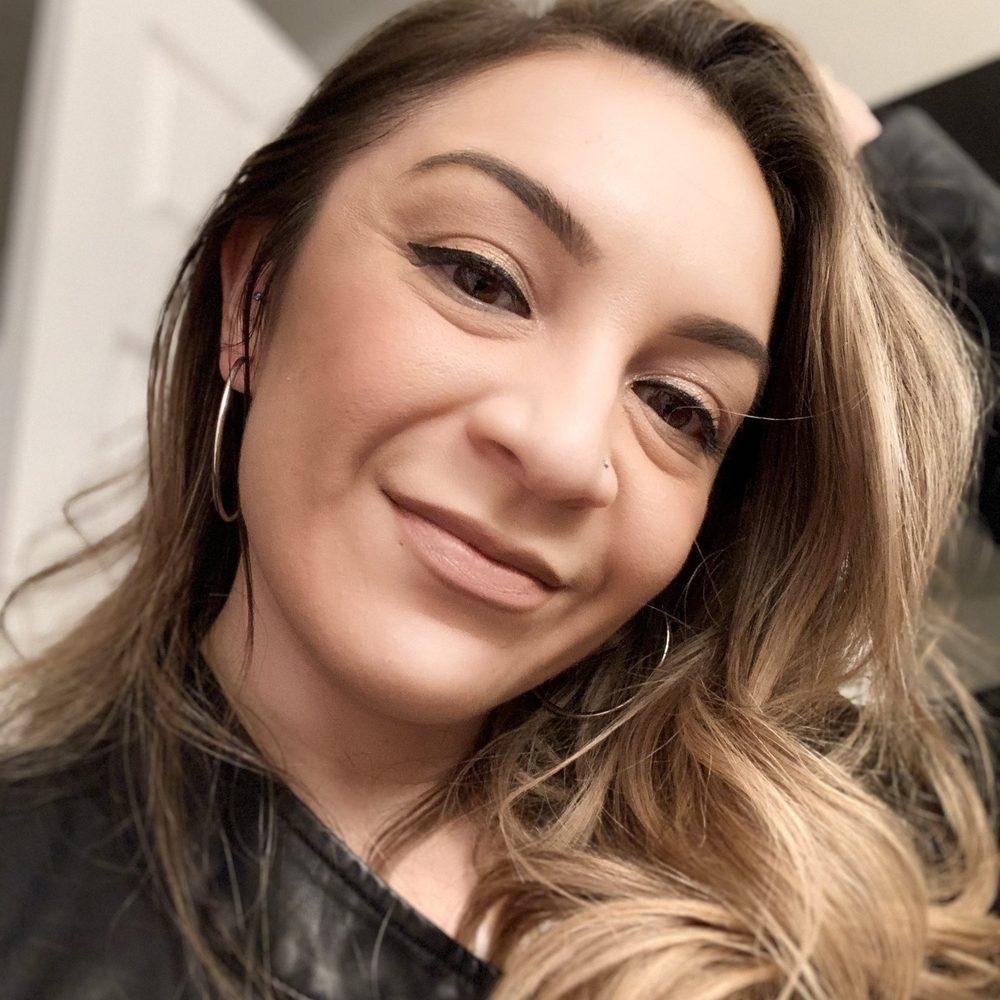 Eyebrows freshly waxed and feeling good! Eyebrows freshly waxed and feeling good!