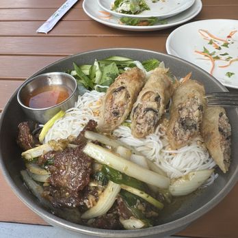 Saigon Cafe - Lemongrass beef noodle bowl - Vietnamese Near Me - Saint Louis, Missouri