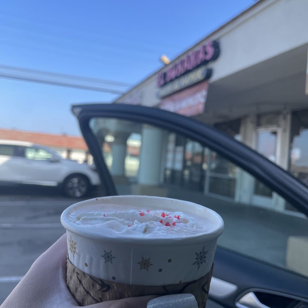 El Bukanas - Outside - Mexican Near Me - Hacienda Heights, California
