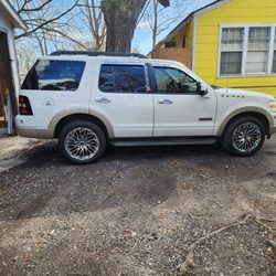 Car Audio Radio & Security - Ford explorer